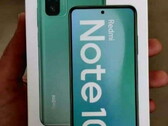 Le Redmi Note 10 pourrait avoir un affichage AMOLED, selon un emballage qui aurait fui. (Source de l'image : @yabhishekhd)