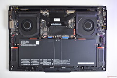Coup d'œil à l'intérieur du Lenovo ThinkPad X9-15p Gen 1 Aura Edition