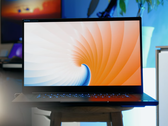 Le Razer Blade 17 de cette année est l'un des ordinateurs portables les plus fins avec un dGPU RTX 3080 Ti. (Image Source : Hardware Canucks)