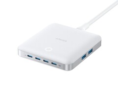 Le chargeur Anker Nano Charger 130W possède six ports. (Source : Anker)