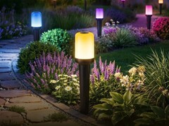 Govee's Outdoor Cylinder Pathway Lights