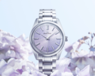La Grand Seiko SBGW323 présente un cadran à motif violet doux et magnifique du mont Iwate inspiré de la fleur de kiri (Source d'image : Grand Seiko)