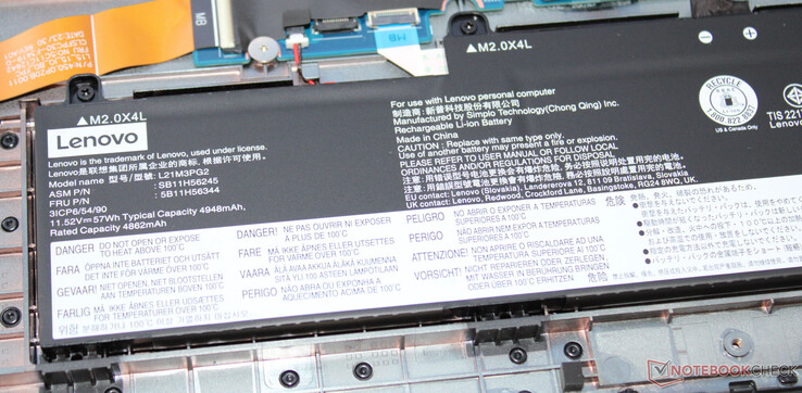 La batterie a une capacité de 57 Wh.