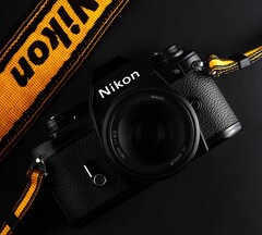 Nikon pourrait bientôt passer entre les mains du géant de l'optique EssilorLuxottica.
