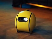 Le Samsung Ballie est à la fois une caméra de sécurité mobile et un projecteur.