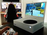 Avec le xScreen, vous pouvez utiliser votre console Xbox Series S sans téléviseur ou moniteur externe (Image : UPspec Gaming)