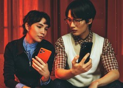 Le CMF Phone 2 Pro illustré ici aura bientôt un successeur.