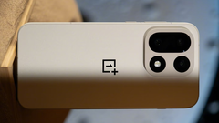 Le OnePlus 15 (Source de l&#039;image : Weibo)