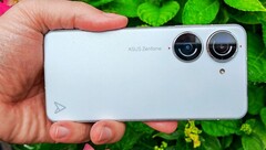 Le Zenfone 10. (Source : Notebookcheck)