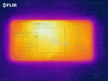 IPhone 11 Pro - Relevé thermique à l'avant de l'appareil en cas de sollicitations.