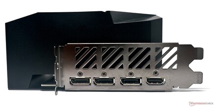 Aorus GeForce RTX 4070 Ti Master - Ports : 3x DisplayPort 1.4a-out, 1x HDMI 2.1-out