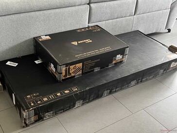 Le MAGNUS Pro XL est expédié dans deux boîtes.