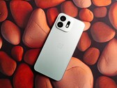 Une variante présumée « Fresh Mint » du OnePlus N6.