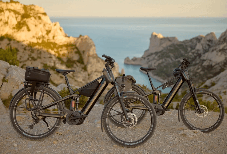 Le vélo électrique Allant+ FS est disponible en deux versions