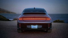 La Ioniq 6 est moins chère qu'une Model 3 à propulsion, mais son autonomie est légèrement inférieure (image : Hyundai)