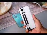 En fait, il est désormais possible d'utiliser deux smartphones pratiquement identiques en même temps. (Source : C4ETech via YouTube)