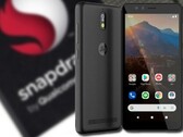 Le JioPhone Next est un téléphone Snapdragon bon marché doté d'une caméra avant et arrière. (Image source : Reliance/Qualcomm - édité)