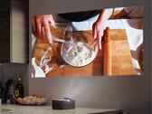 Philips a annoncé le Screeneo U4, un projecteur à très courte portée. (Image source : Philips)