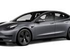 Cette Model 3 couleur argent était offerte gratuitement pour stimuler les ventes en Chine (image : Tesla)