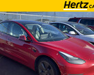 Cette Model 3 de 60 000 miles est à moins de 25 000 dollars (image : Hertz)