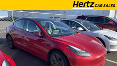 Cette Model 3 de 60 000 miles est à moins de 25 000 dollars (image : Hertz)