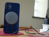 Le nouveau chargeur sans fil 15. (Source : Notebookcheck)