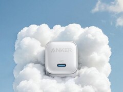 Le chargeur Nano d&#039;Anker (45W) en blanc arrive en Europe. (Source de l&#039;image : Anker)
