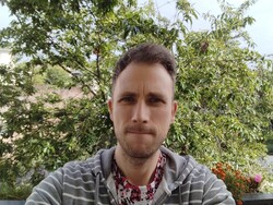 Selfie avec la Redmi Pad 2 9,7