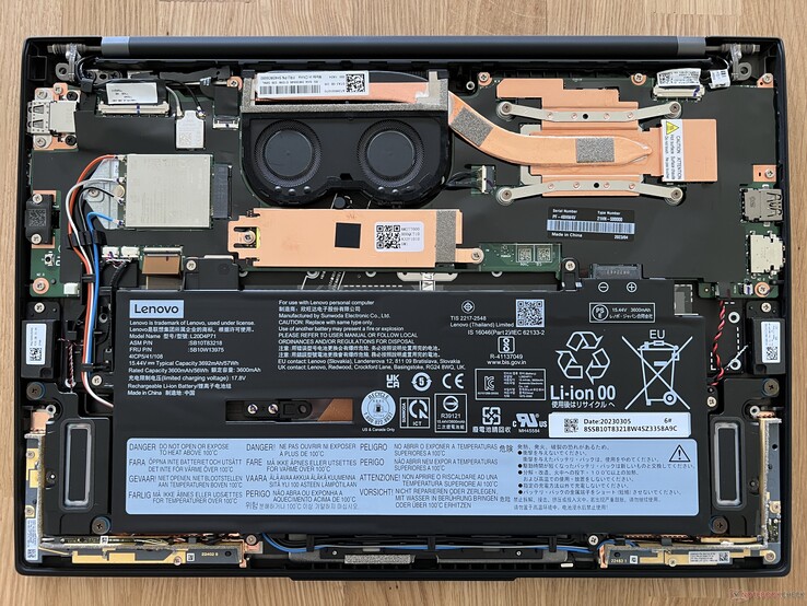 ThinkPad X1 Carbon G11 pour comparaison