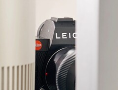 Leica lancera bientôt une alternative moins chère au Leica SL3.
