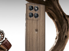 Le Motorola Edge 60 Pro est désormais disponible en Chine avec une finition en bois. (Source de l'image : Motorola)