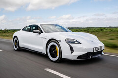 La voiture de sport Porsche Taycan EV (Source : Porsche)