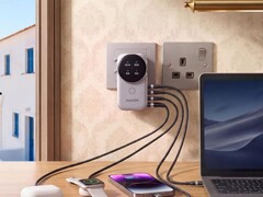 Le chargeur universel Anker Nano (4-en-1, 100 W, Smart Display)