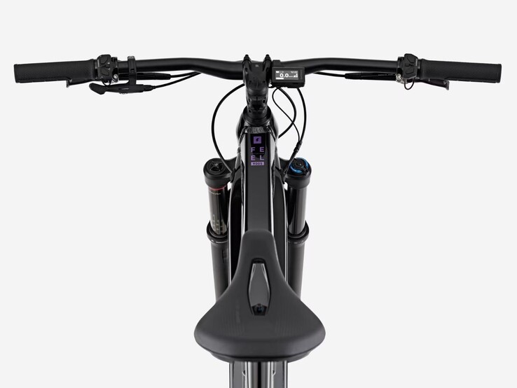 Le nouveau vélo électrique noir Decathlon E-FEEL 900 S