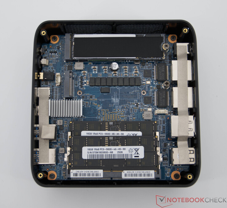 Alliwava GH8 avec dessous ouvert