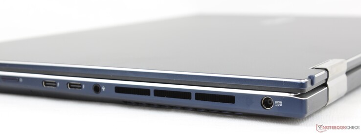 A droite : Bouton d'alimentation, 2x USB-C avec Thunderbolt 4 + Power Delivery + DisplayPort, casque de 3,5 mm, adaptateur secteur