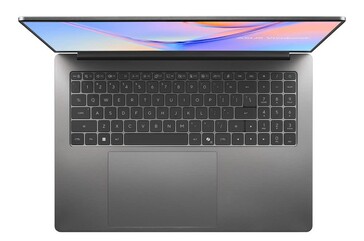 Asus Vivobook S16 vu de dessus avec son clavier et son pavé tactile