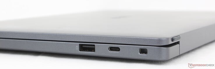Droite : USB-A 3.2 Gen. 1, USB-C Thunderbolt 4 avec DisplayPort 2.1 + Power Delivery 3.1