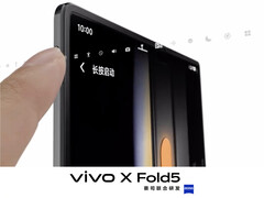 Avec le X Fold5, Vivo s&#039;appuie fortement sur l&#039;écosystème Apple. (Image source : Vivo)