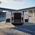 Le nouveau Ford Transit City : Ce tout nouveau fourgon électrique est conçu pour séduire les services de livraison et de messagerie, ainsi que les artisans et les prestataires de services.
