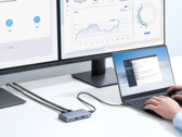 Le nouveau hub USB-C 7-en-1 d'Anker fait suite à d'autres accessoires similaires comme le hub USB-C 343 (ci-dessus). (Source de l'image : Anker)