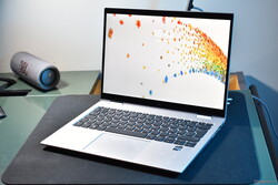 en revue : HP EliteBook x360 830 G10, appareil d'évaluation fourni par