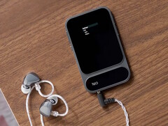 Le DAC portable Khadas Tea Pro peut piloter des écouteurs symétriques et asymétriques pour profiter de la musique en haute résolution. (Source de l'image : Khadas)