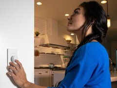 Les amis des interrupteurs intelligents Hue, comme le Lutron Aurora, ont de nouvelles fonctionnalités. (Source de l&#039;image : Lutron)