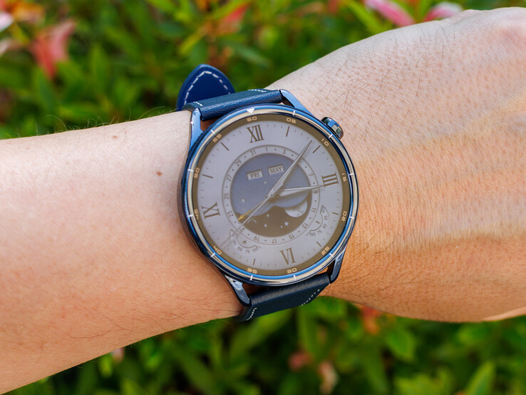 Xiaomi Watch S5 en extérieur