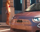 FIAT dévoile la deuxième version de la Fiat 500e EV en collaboration avec JLo. (Source : FIAT USA sur YouTube)