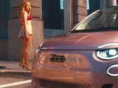 FIAT dévoile la deuxième version de la Fiat 500e EV en collaboration avec JLo. (Source : FIAT USA sur YouTube)