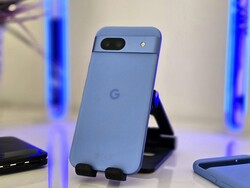 Avis sur le Google Pixel 8a. Appareil de test fourni par Google Allemagne.