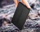 La batterie externe Core Power Bank S est presque aussi fine que l'iPhone Air d'Apple.