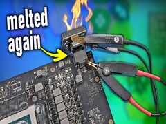RTX 4090 avec 12VHPWR fondu (Image source : Der8auer YouTube channel)